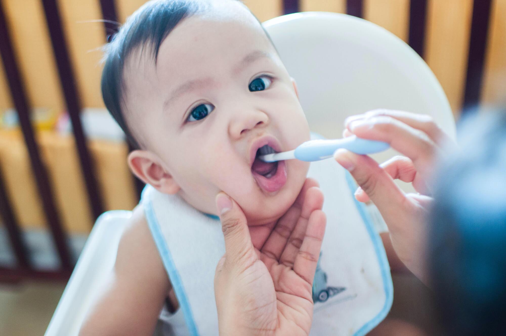 Brushing Baby Teeth With Baking Soda at Leslie Giles blog